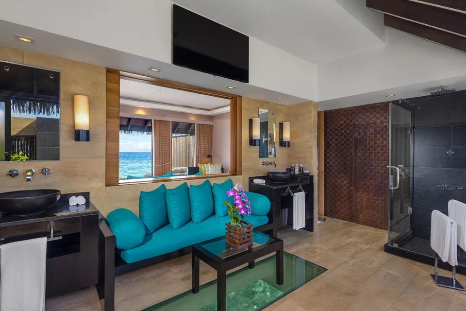Overwater Villa Jacuzzi
