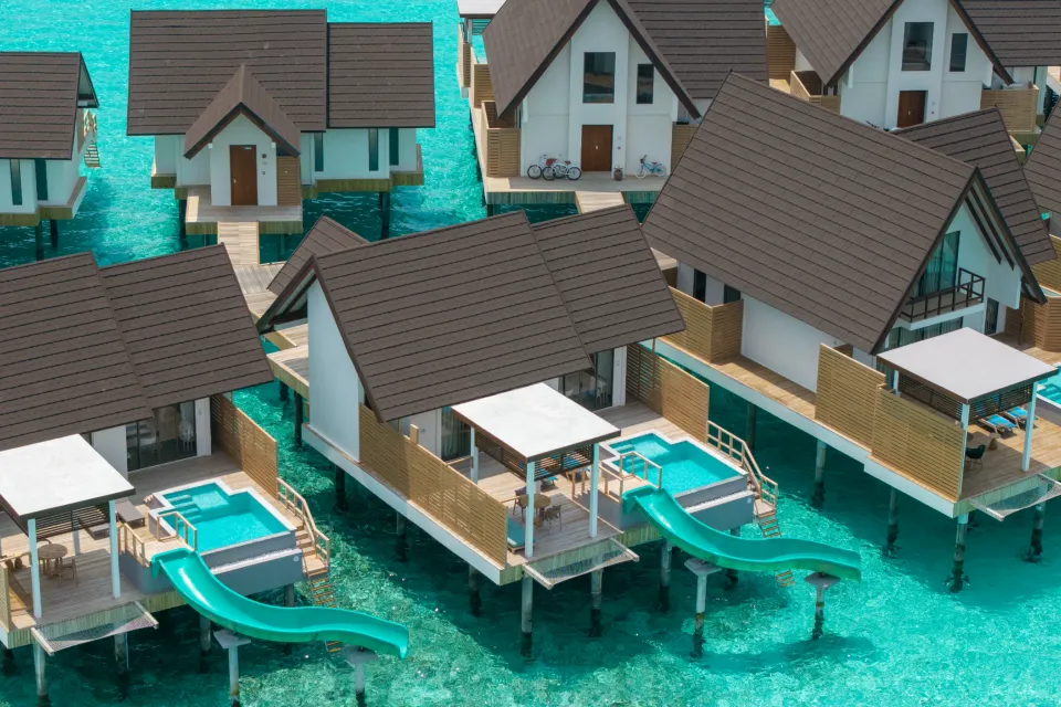 Water Pool Villa with Slide