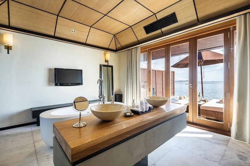Deluxe Water Villa with Pool