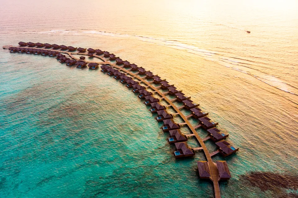 Hideaway Beach Resort & Spa - October