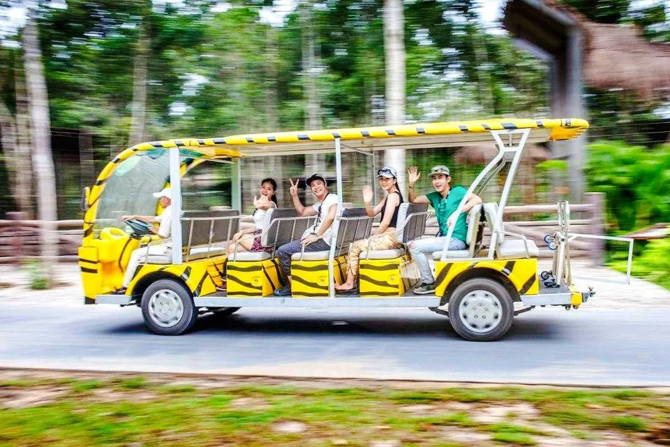 Vinpearl Safari & VinWonders Tickets (2-Day Combo) photo 7