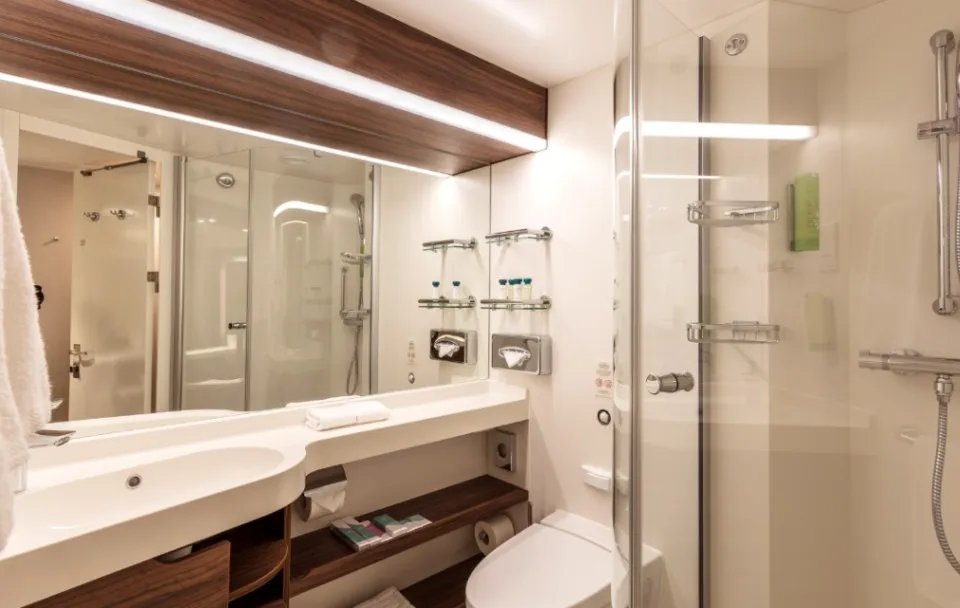 INTERIOR STATEROOM