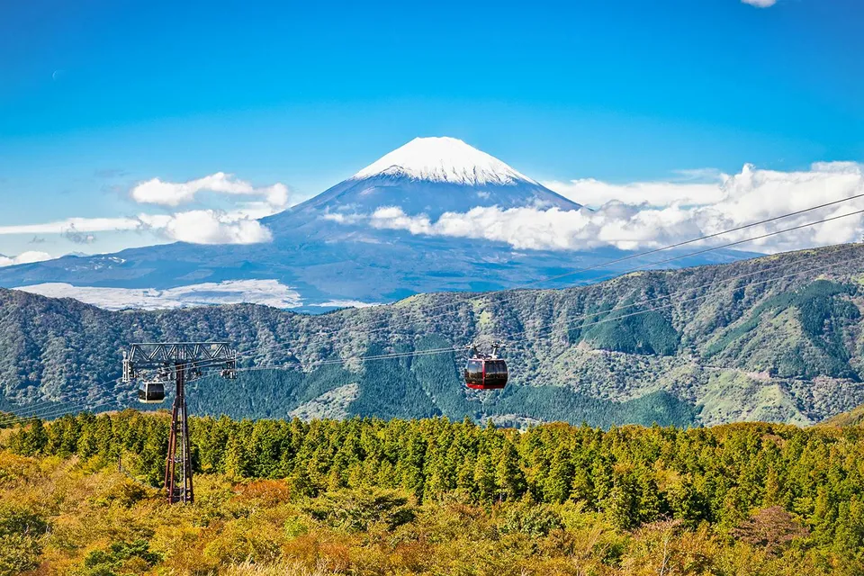 Mt Hakone Ropeway with Mt Fuji in the background, Japan.