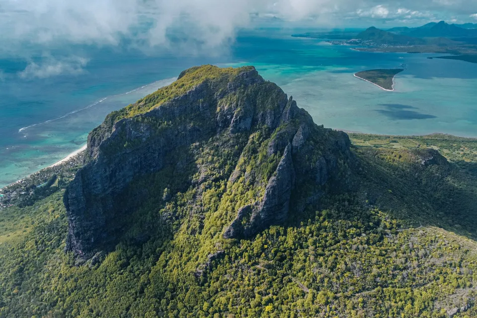 Mauritius vs Bali for Honeymoon: Which Is Cheaper for Indians?