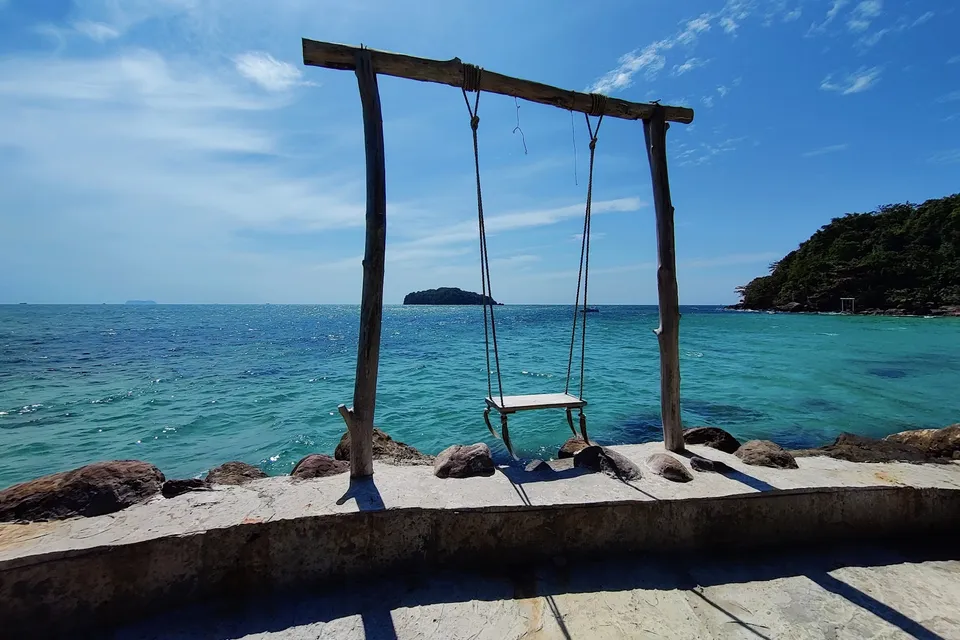 3 Island Hopping Tour - Local Lunch, No Cable Car - SIC photo 7