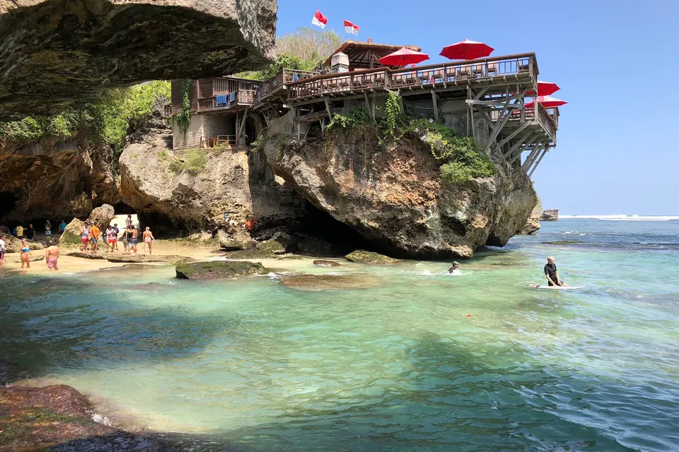Suluban Beach photo 2