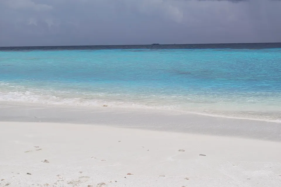 Shark Bay Drone Shoot by h78 Guraidhoo photo 9
