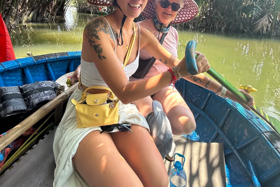 Coconut Forest - Basket Boat
