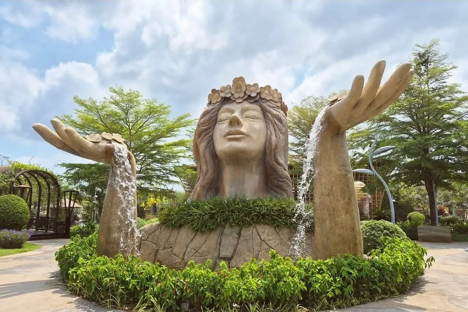 Grand World Phu Quoc photo 9