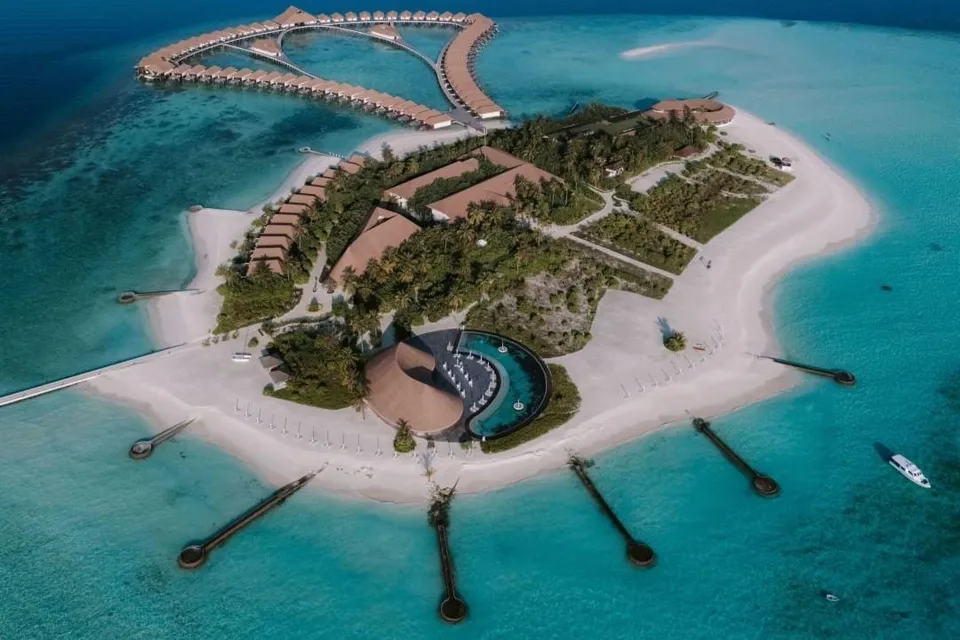 Cinnamon Velifushi Maldives