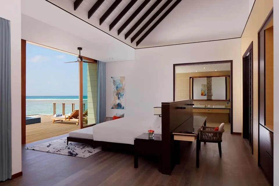 Overwater with private pool (Lagoon View)