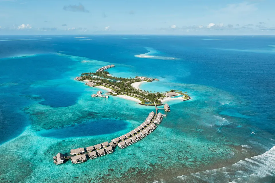 Hilton Maldives Amingiri Resort & Spa - November