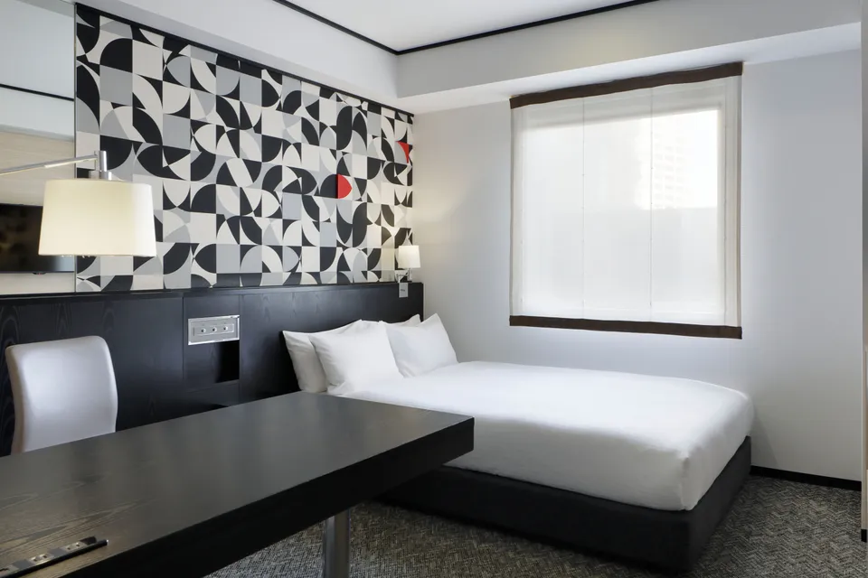 Standard Queen Room