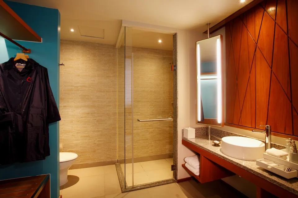 Overwater Villa King
