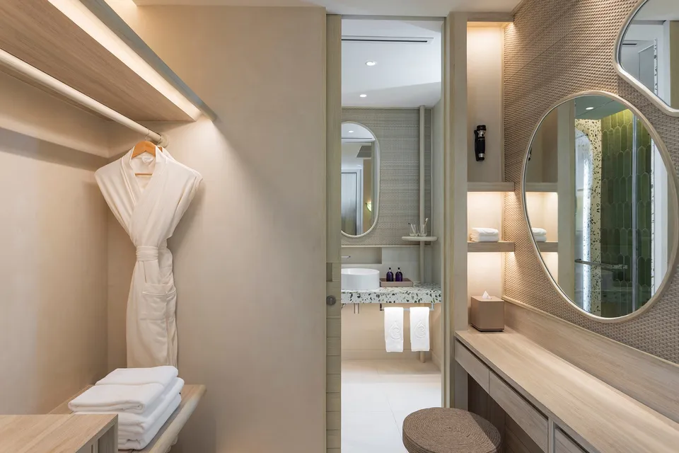 Panoramic Lagoon Room with open-air bath King