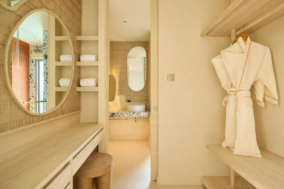 Overwater Villa with Jacuzzi King