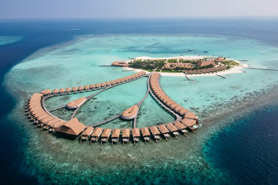 Cinnamon Velifushi Maldives - October