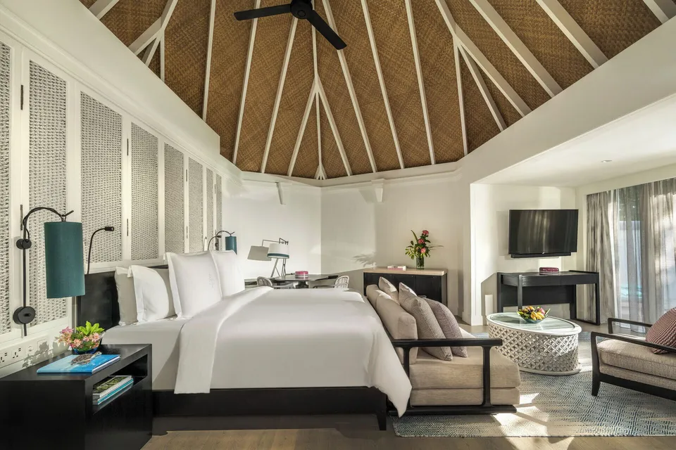Deluxe Room, 1 King Bed (Beach Pavillion with Pool)