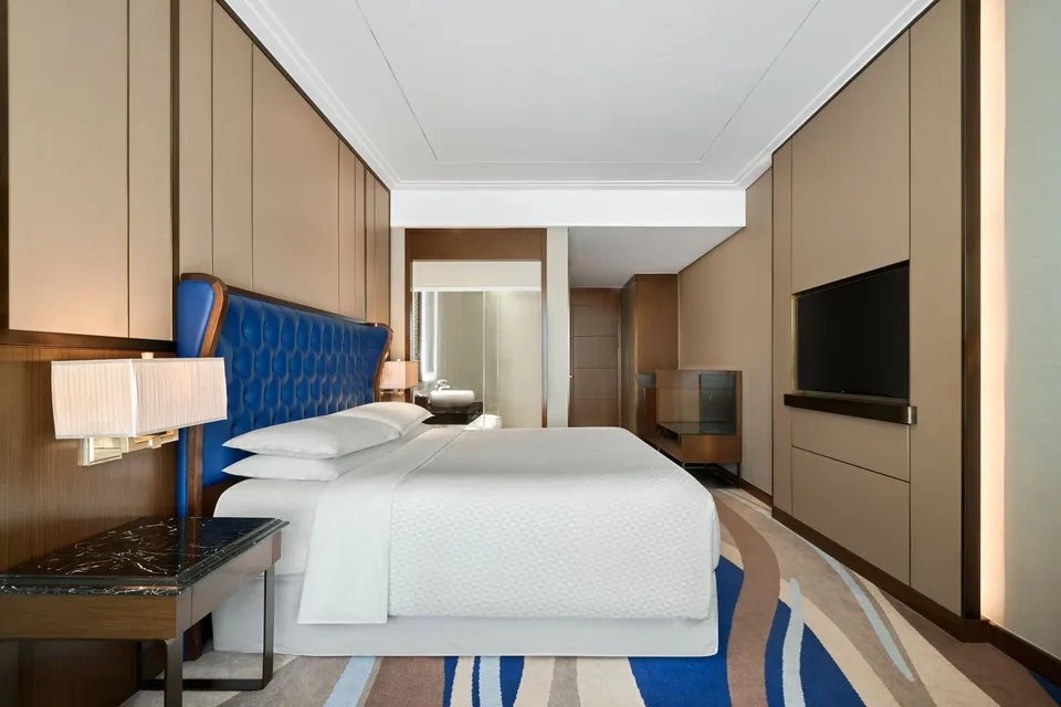 Room, 1 King Bed, Balcony, Ocean View