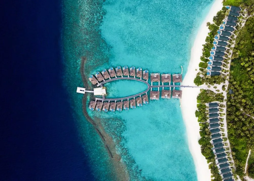 Furaveri Maldives- November