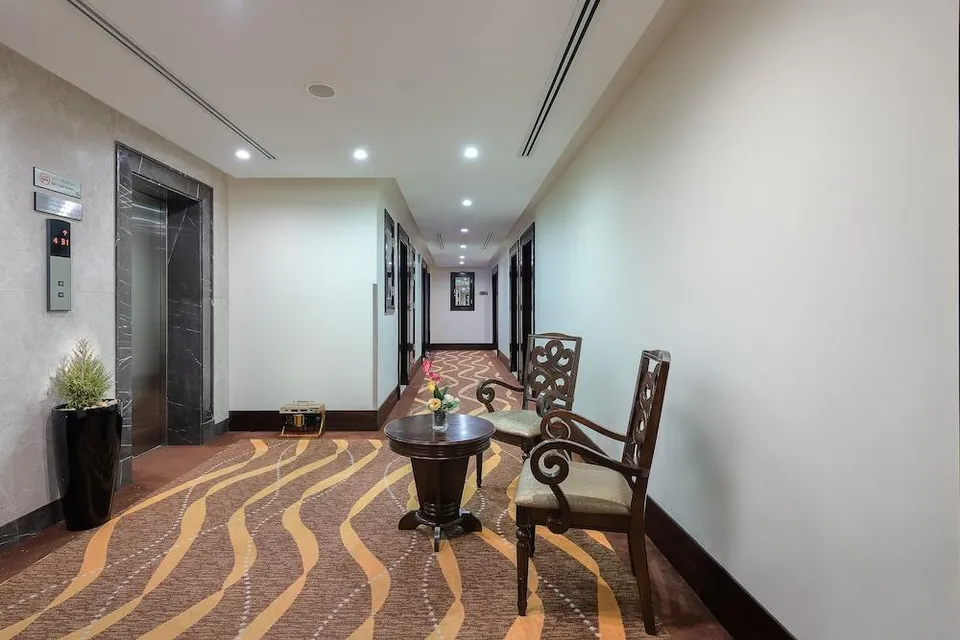 Front of property:1000px