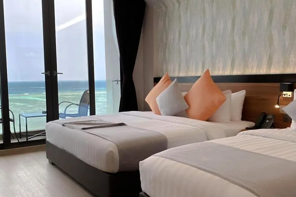 Deluxe Double Seaview or Twin Room with Seaview