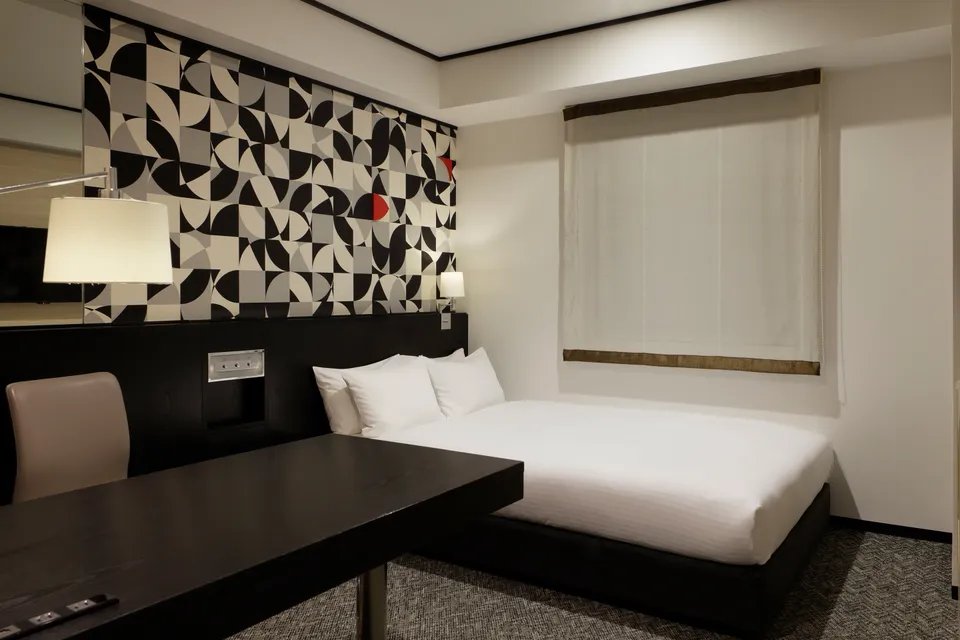 Standard Queen Room