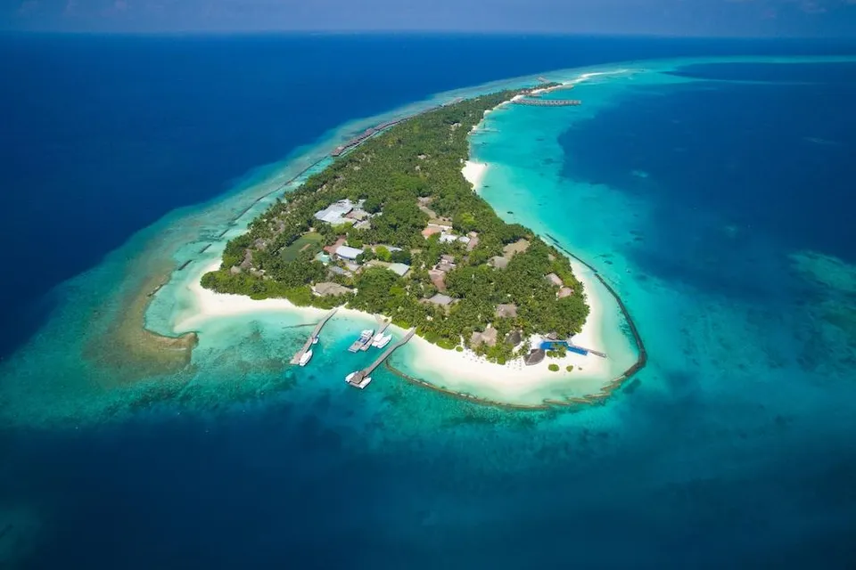 Niva Kuramathi Maldives - December