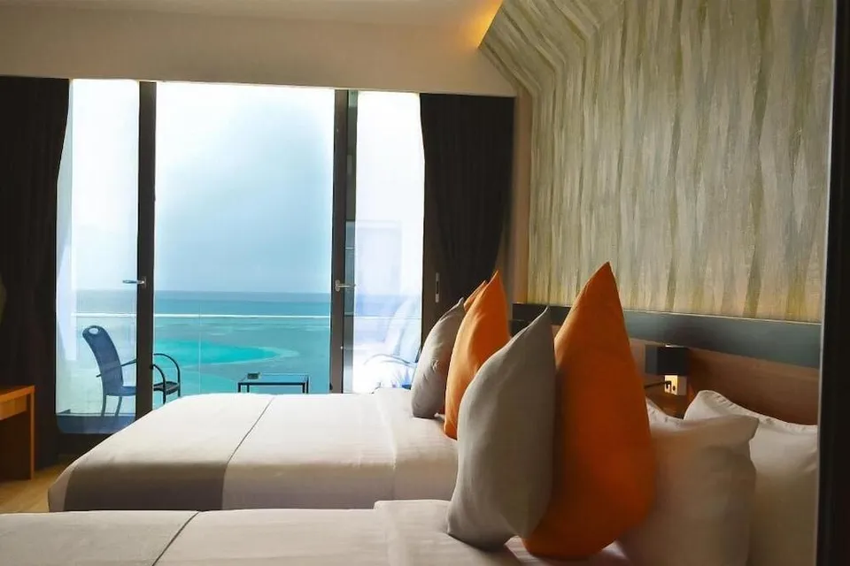 Deluxe Double Seaview or Twin Room with Seaview