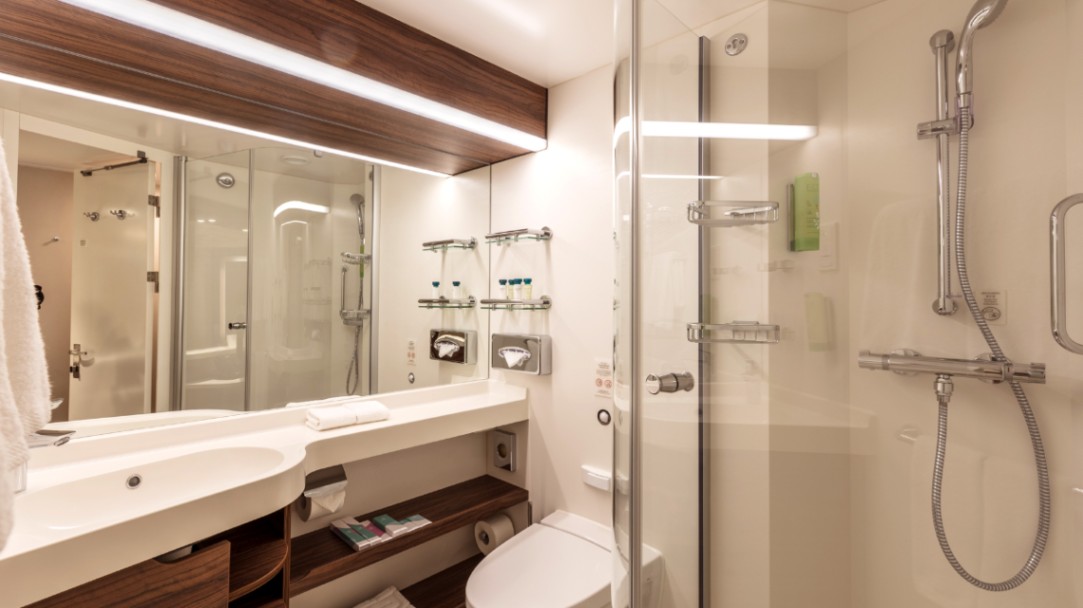 INTERIOR STATEROOM