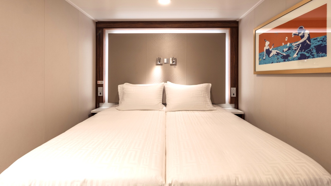 INTERIOR STATEROOM