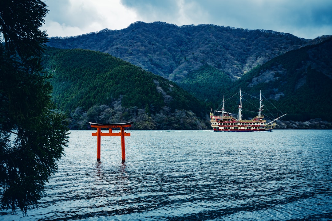 Lake Ashi Pirate Cruise (Group Departure Special)