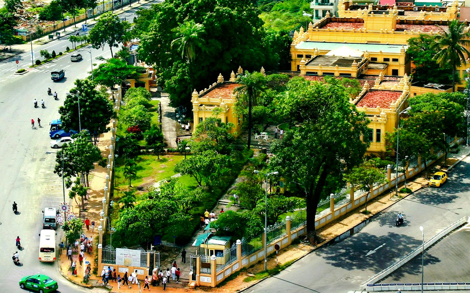 da nang city highlights bus tour with pickup and drop-off-6