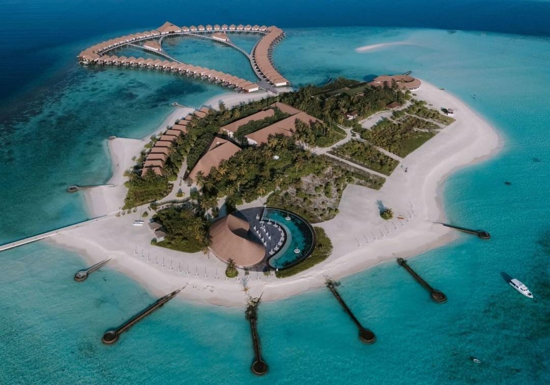 Cinnamon Velifushi Maldives
