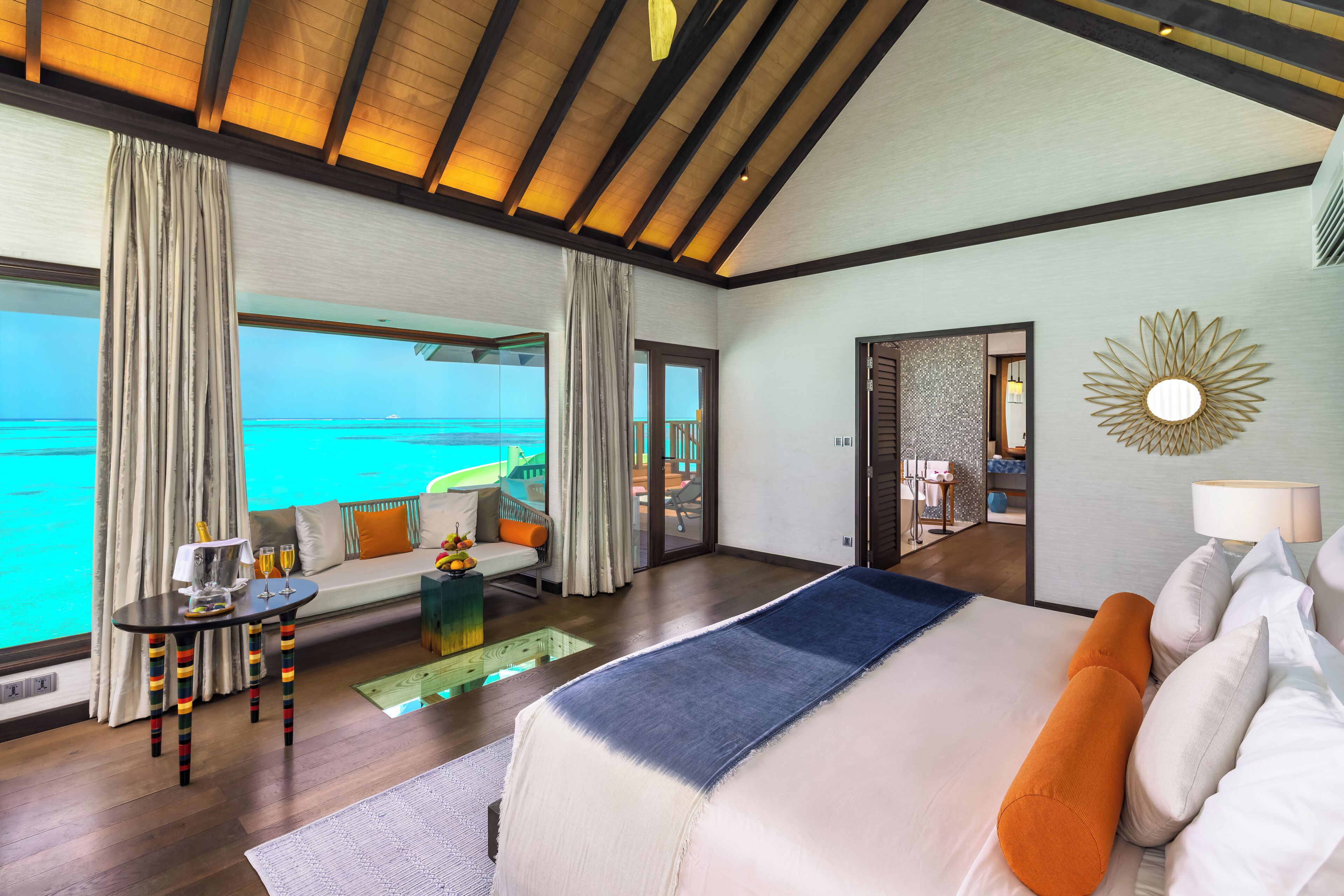 Wind Villa with Jacuzzi and Slide