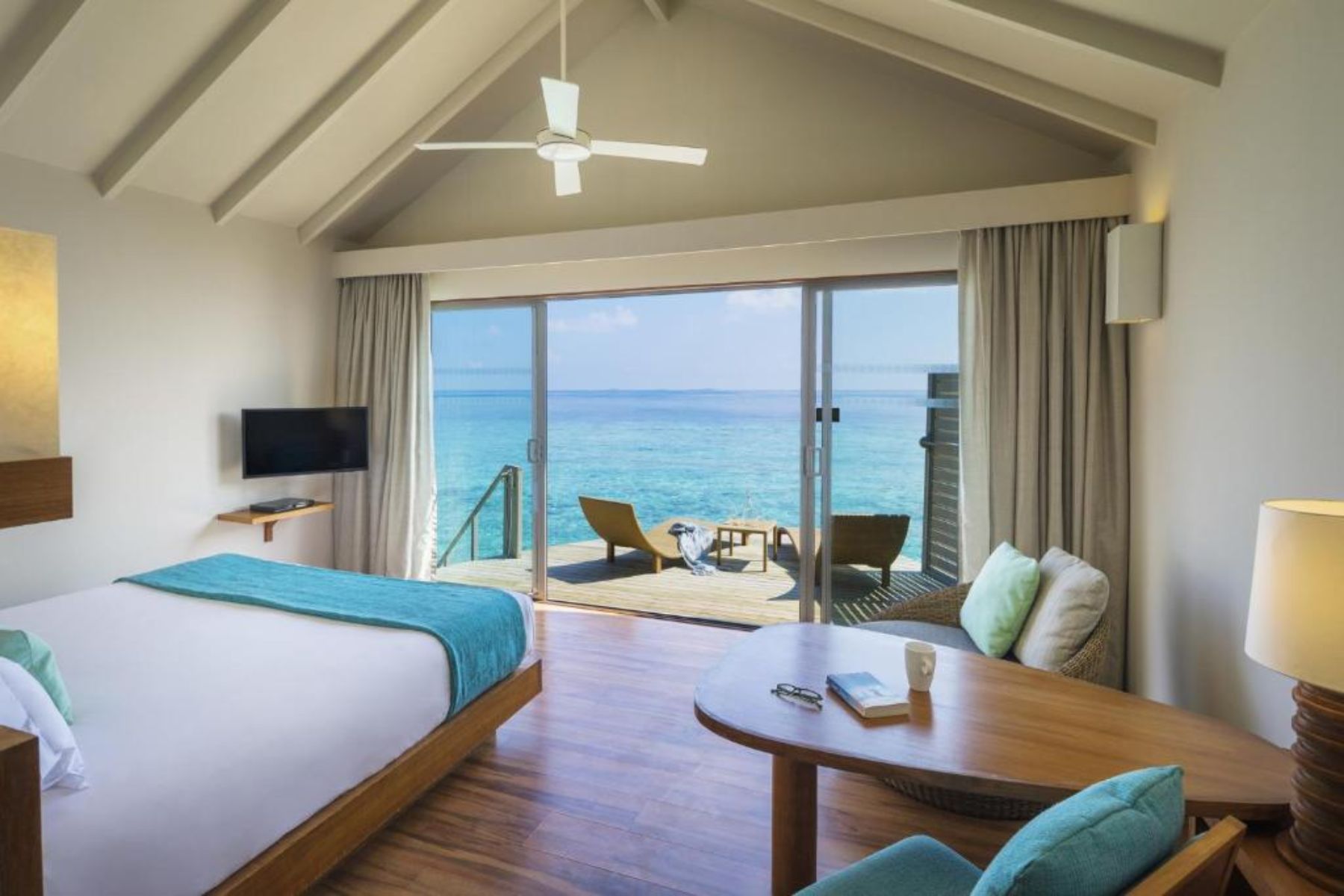 Overwater Villa King