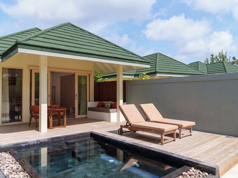 Sunset Pool Beach Villa