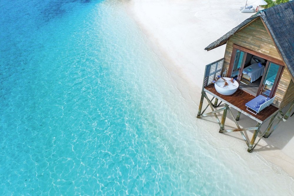 OZEN Life Maadhoo