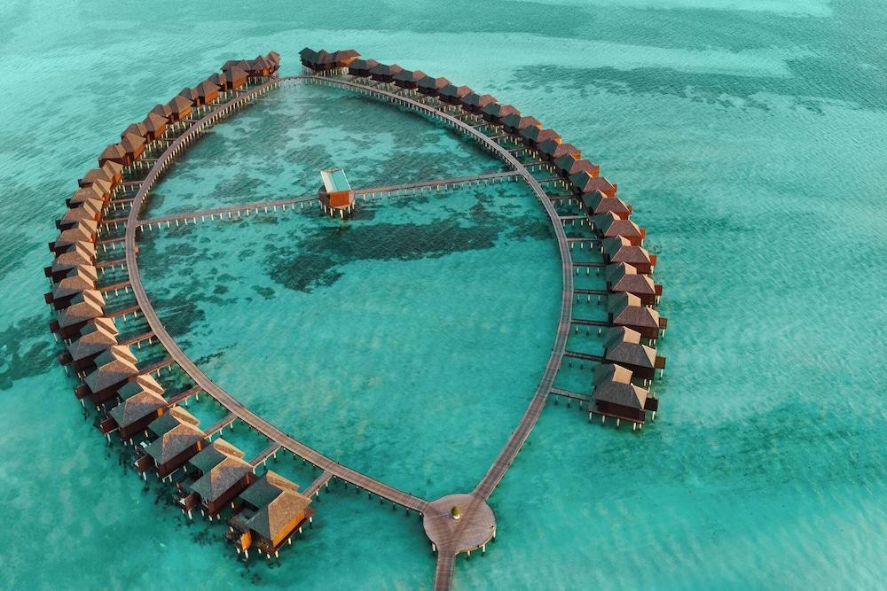 Sun Siyam Olhuveli - January