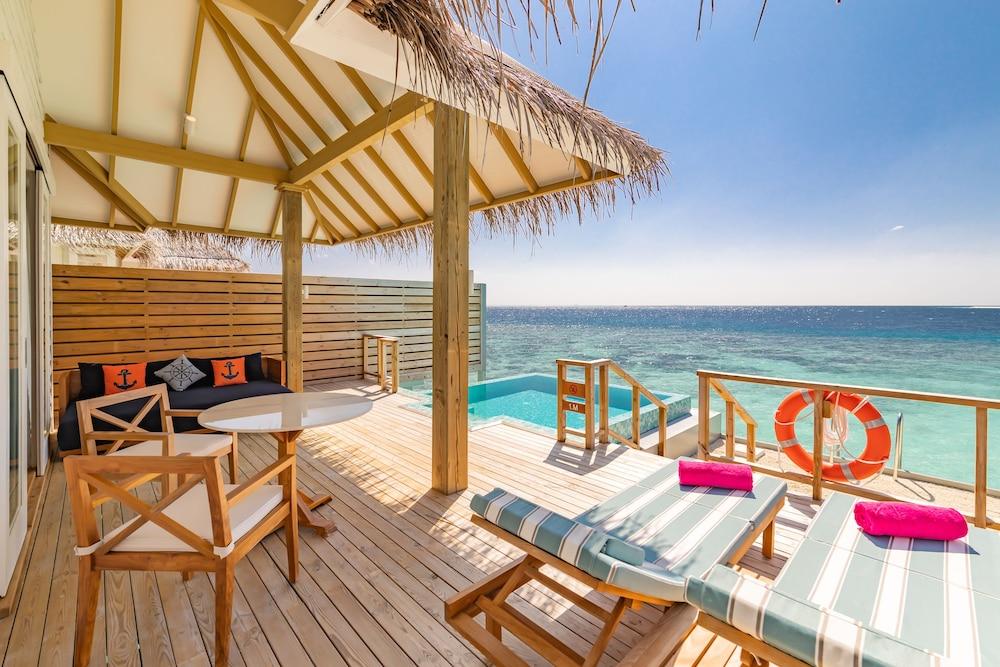 Dolphin Ocean Villa with Private Pool