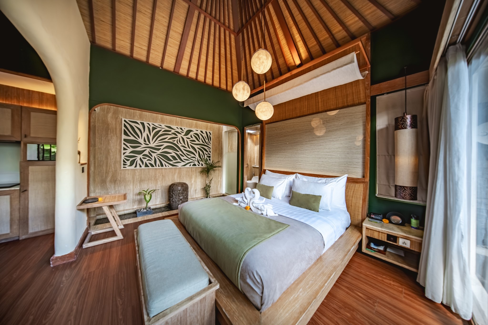 Royal 1 Bedroom Villa with Private Pool and Jacuzzi