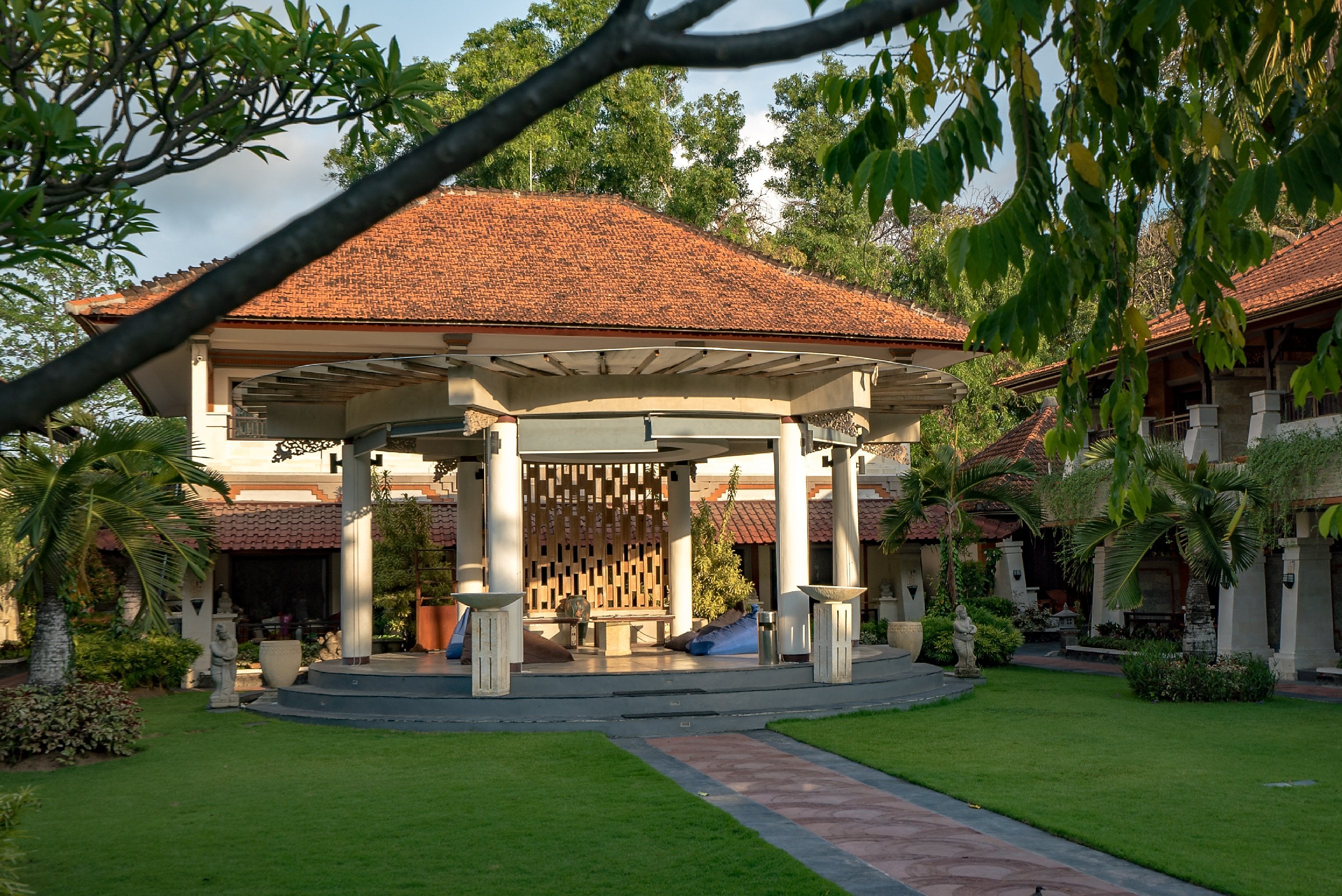 Kuta Beach Club Hotel