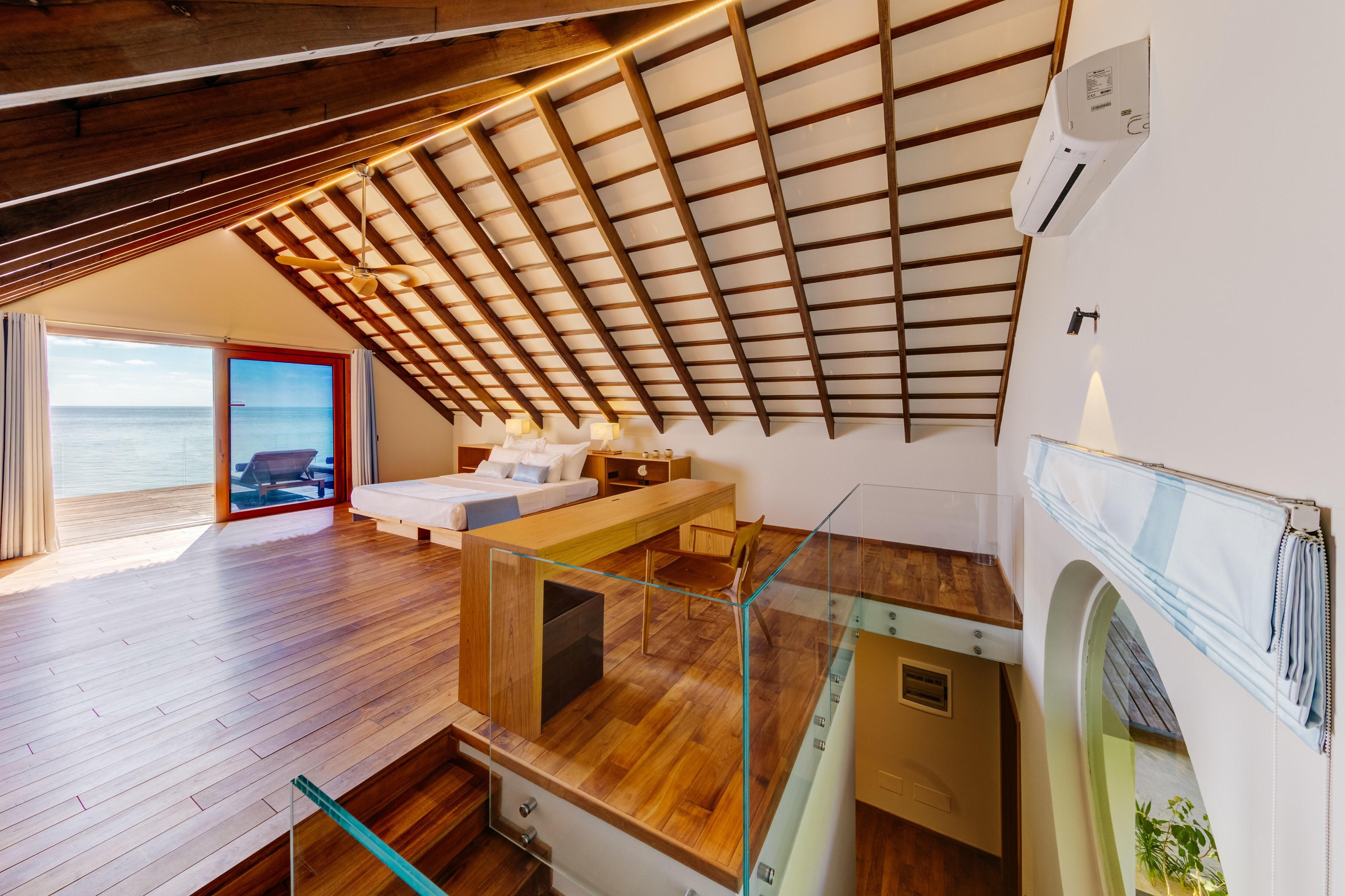 Superior Beach Loft