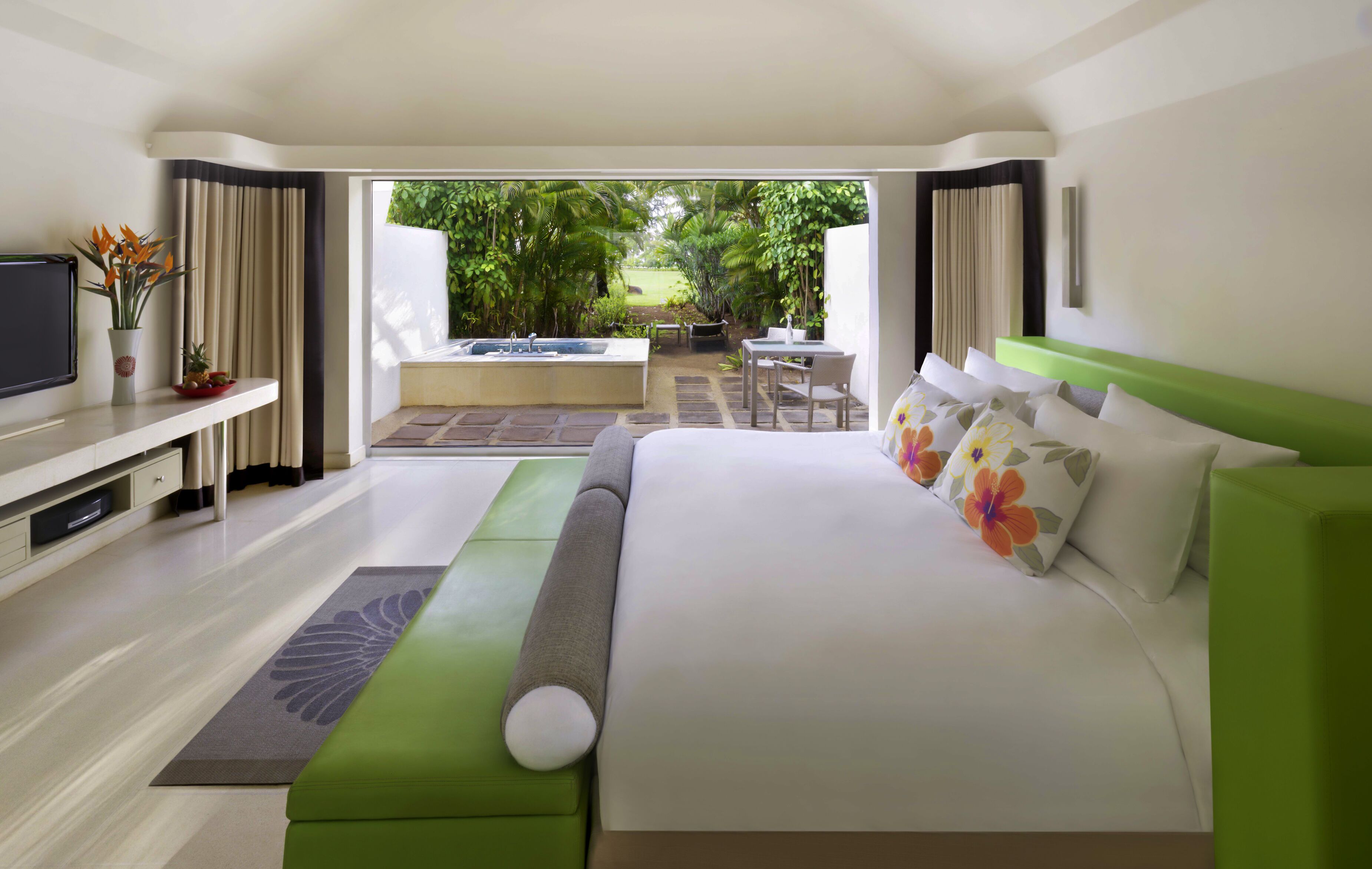 Suite, Multiple Beds, Terrace, Garden View (SO Suite -Sea Facing)