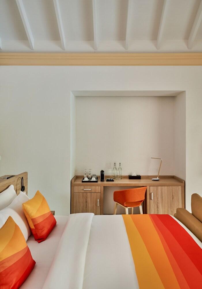 Beach Suite with Pool