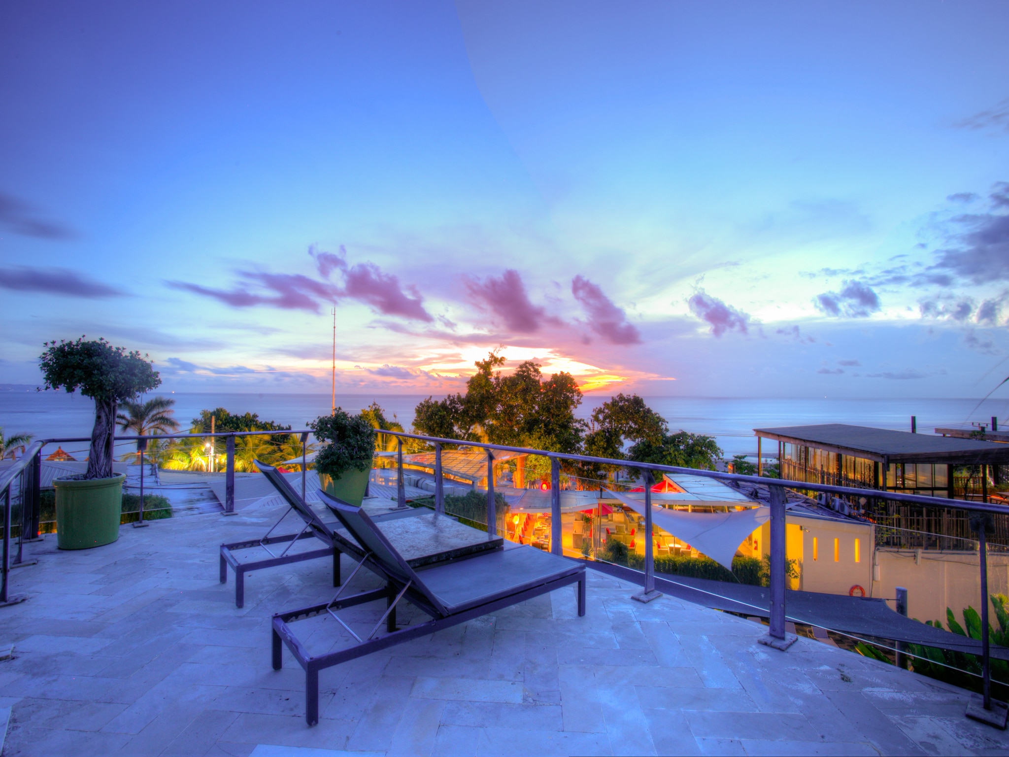 FuramaXclusive Ocean Beach Seminyak Bali