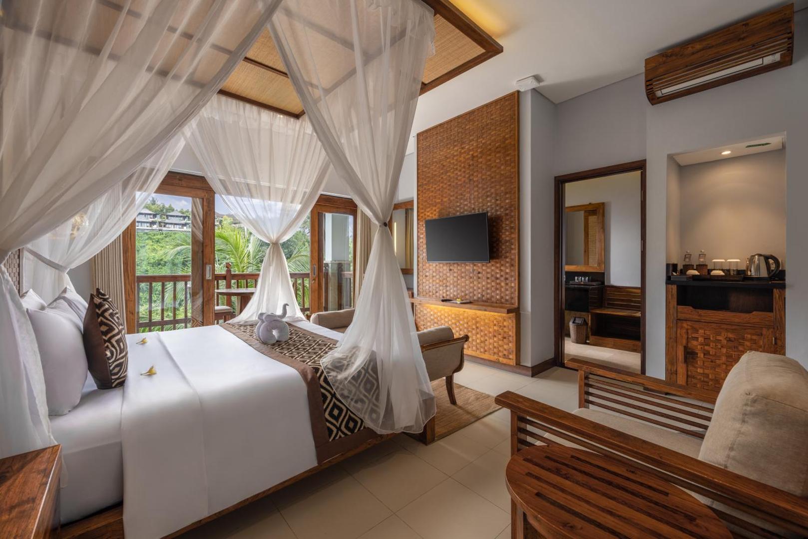 Suite Room with Valley View