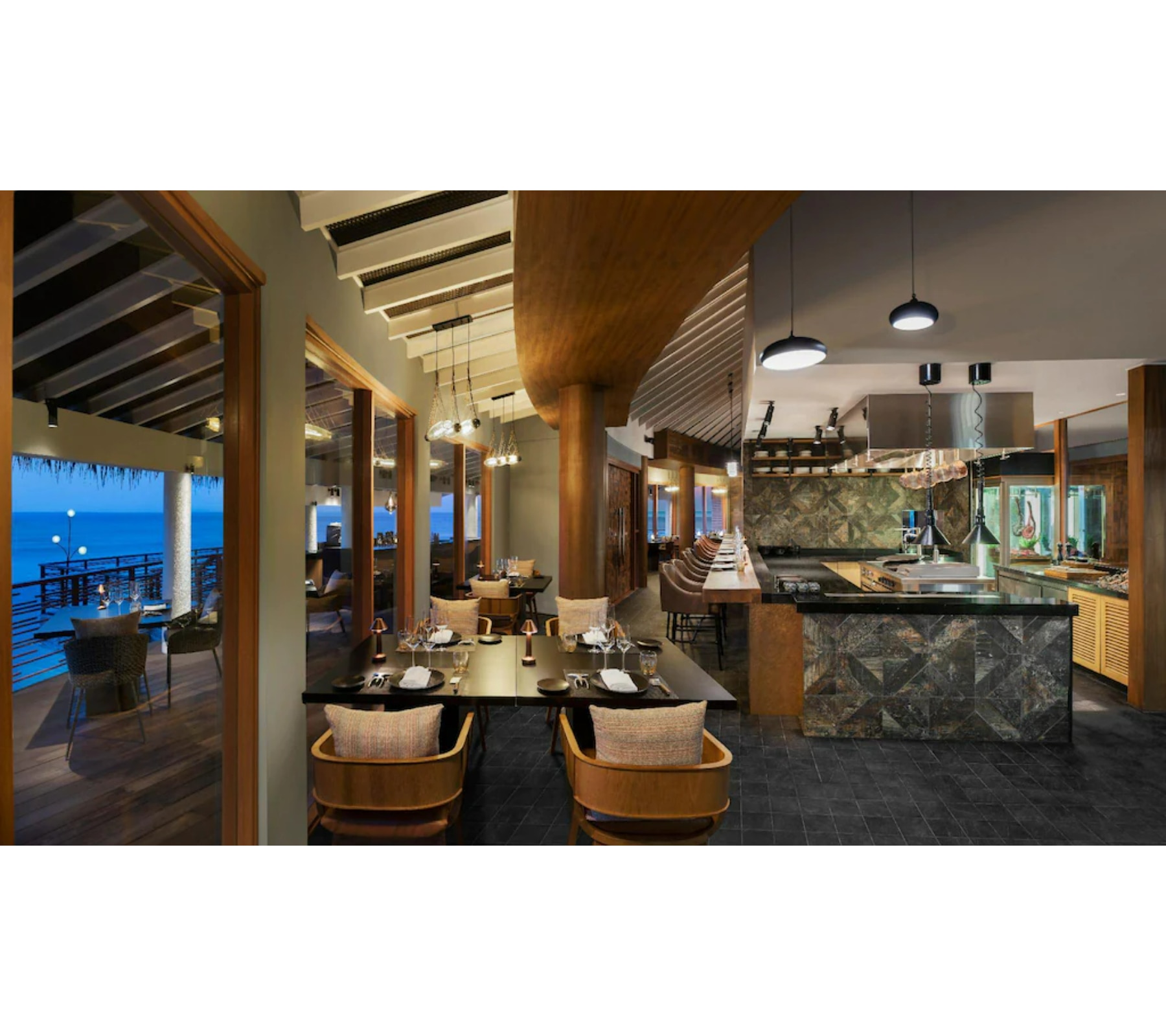 JW Marriott Maldives Resort & Spa