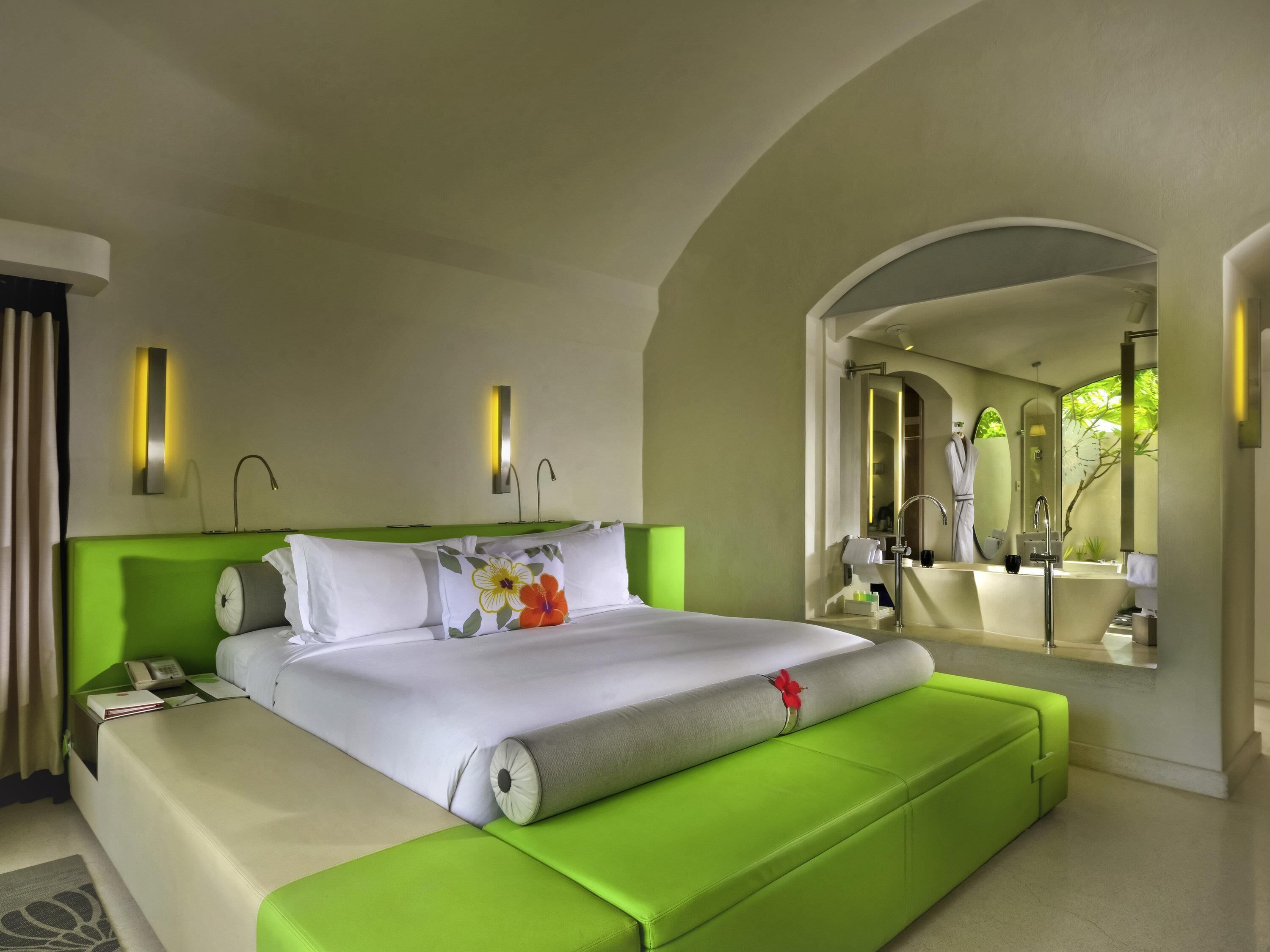 Suite, Multiple Beds, Terrace, Garden View (SO Suite -Sea Facing)