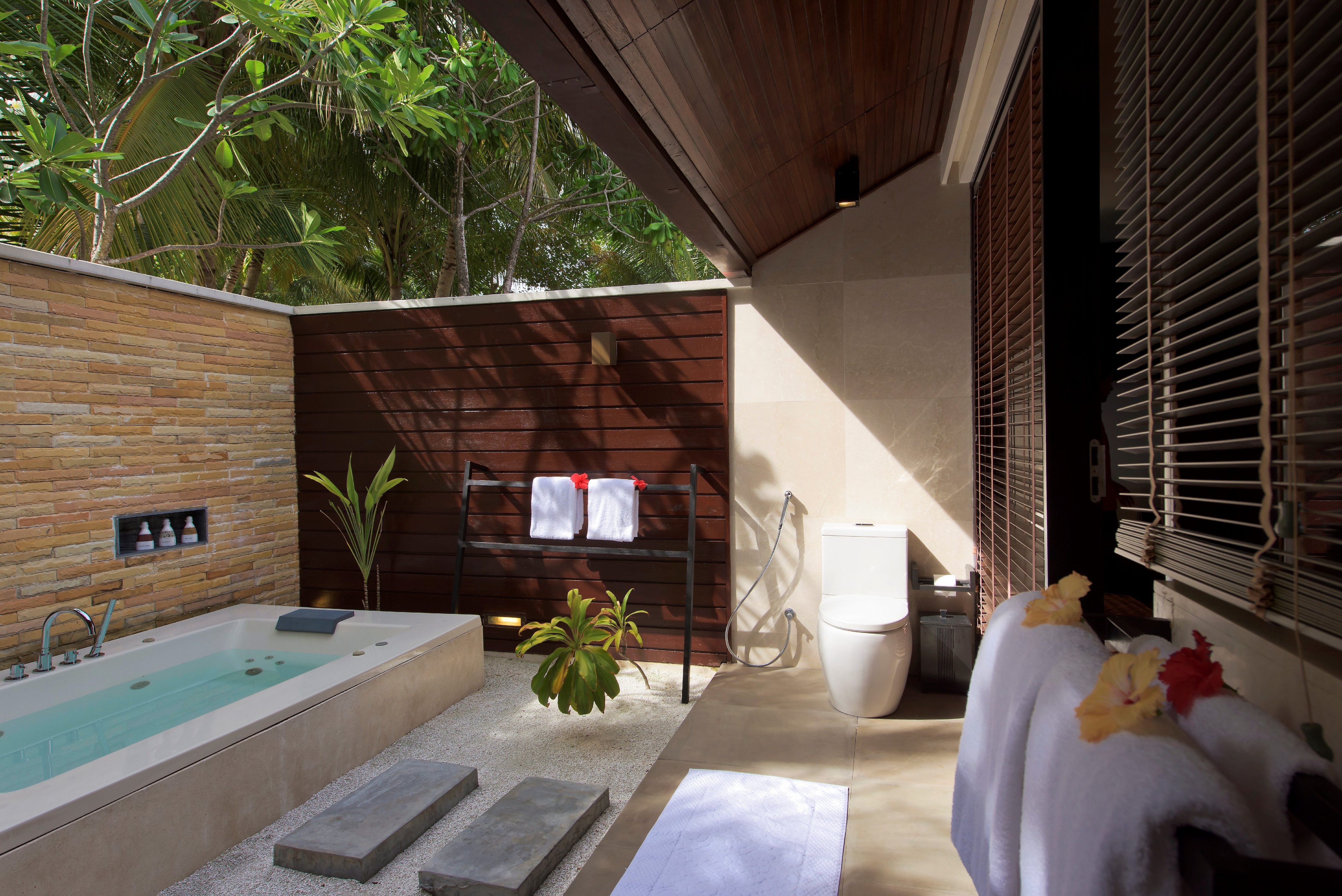 Lagoon Villa